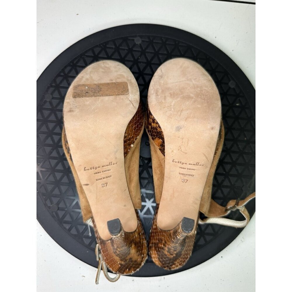 Bettye Muller Women's Tan Leather Casual Sandal Sz 37 /7 US - Picture 6 of 10